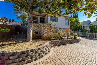 826 Benicia Rd, Vallejo, CA 94591 - Photo 5