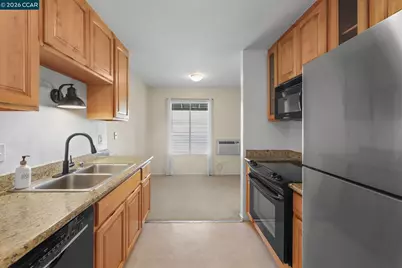 2562 Walnut Blvd #68, Walnut Creek, CA 94596 - Photo 3