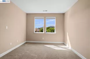 2560 Calabria Ct, Dublin, CA 94568 - Photo 53