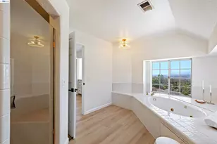 3490 Thompson Pl, Fairview, CA 94541 - Photo 31