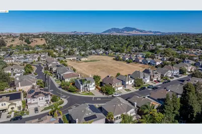 949 Toulouse Way, Martinez, CA 94553 - Photo 55