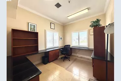 212 9th St. #401, Oakland, CA 94607 - Photo 17