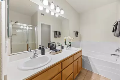 1547 Chandler St, Oakland, CA 94603 - Photo 15