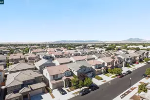 194 Elk Creek Dr, Brentwood, CA 94513 - Photo 37