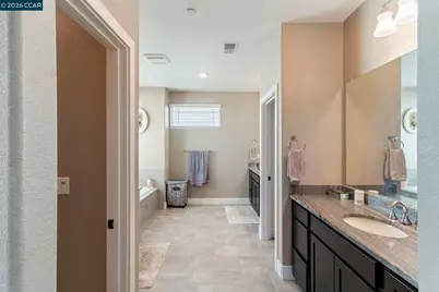 194 Elk Creek Dr, Brentwood, CA 94513 - Photo 21
