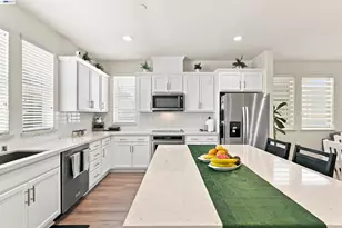 895 Manor Blvd, San Leandro, CA 94579 - Photo 13