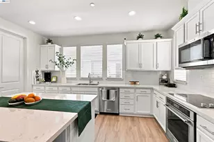 895 Manor Blvd, San Leandro, CA 94579 - Photo 11