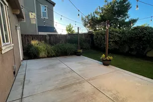 1043 Ashbridge Bay Dr, Pittsburg, CA 94565 - Photo 11