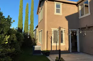 1043 Ashbridge Bay Dr, Pittsburg, CA 94565 - Photo 9