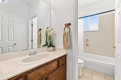 2833 Clover Hill Ct, Tracy, CA 95377 - Photo 23