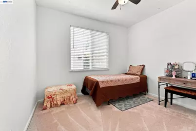 2833 Clover Hill Ct, Tracy, CA 95377 - Photo 17