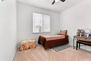 2833 Clover Hill Ct, Tracy, CA 95377 - Photo 17