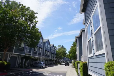693 Chase Ave, Hayward, CA 94541 - Photo 15