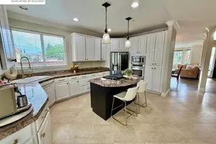 1284 Riesling Cir, Livermore, CA 94550 - Photo 15