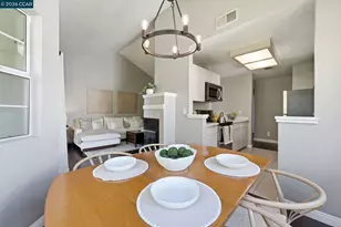 7650 Canyon Meadows Cir, Pleasanton, CA 94588 - Photo 15