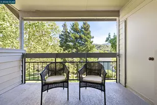 7650 Canyon Meadows Cir, Pleasanton, CA 94588 - Photo 19