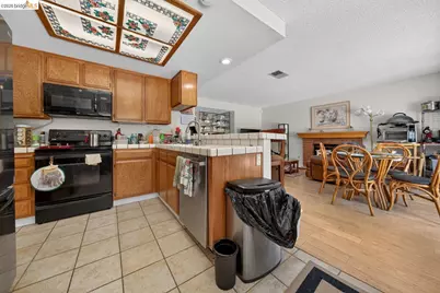 4949 Wagon Wheel, El Sobrante, CA 94803 - Photo 11