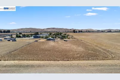 4767 Bel Roma Rd, Livermore, CA 94551 - Photo 3