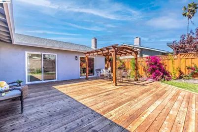 38475 Jacaranda Dr, Newark, CA 94560 - Photo 29