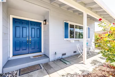 38475 Jacaranda Dr, Newark, CA 94560 - Photo 5
