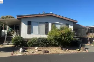 208 Kona Cir, Pittsburg, CA 94565 - Photo 1