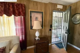 208 Kona Cir, Pittsburg, CA 94565 - Photo 5