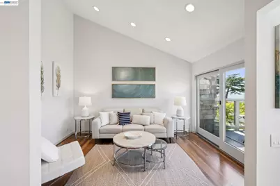 611 Harbor Rd, Alameda, CA 94502 - Photo 23