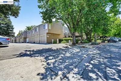 3901 Clayton Rd. #26, Concord, CA 94521 - Photo 5