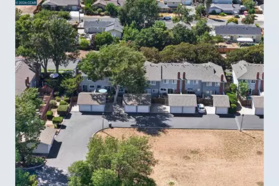 1454 Newhall Parkway, Concord, CA 94521 - Photo 37