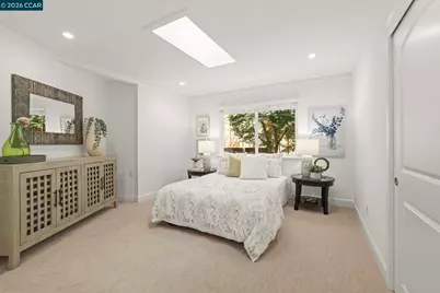 10 Darnby Ct, Orinda, CA 94563 - Photo 25