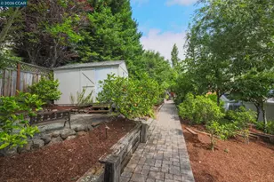 10 Darnby Ct, Orinda, CA 94563 - Photo 41
