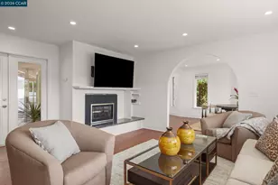 10 Darnby Ct, Orinda, CA 94563 - Photo 15