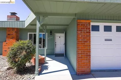 2081 Brook St, Concord, CA 94520 - Photo 3