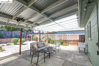 2081 Brook St, Concord, CA 94520 - Photo 23
