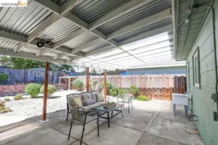 2081 Brook St, Concord, CA 94520 - Photo 23