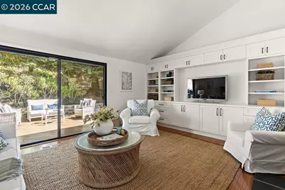 5 Via Barcelona, Moraga, CA 94556 - Photo 17