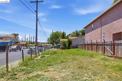 1241 Battery Street, Richmond, CA 94801 - Photo 9