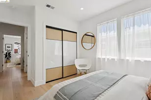 1370 Hearst Ave, Berkeley, CA 94702 - Photo 21