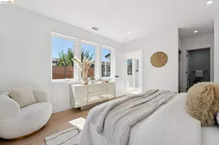 1370 Hearst Ave, Berkeley, CA 94702 - Photo 31