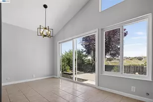 247 Sparrow Dr, Hercules, CA 94547 - Photo 43