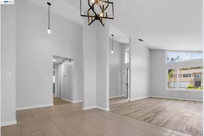 247 Sparrow Dr, Hercules, CA 94547 - Photo 9