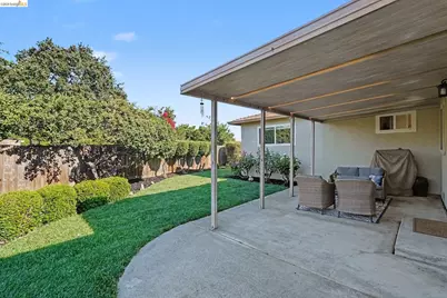 2216 Nido Court, Antioch, CA 94509 - Photo 25