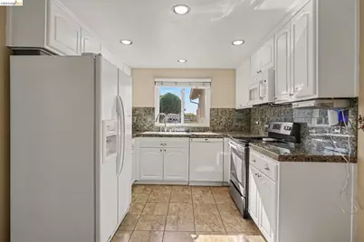 2216 Nido Court, Antioch, CA 94509 - Photo 11