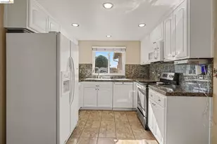 2216 Nido Ct, Antioch, CA 94509 - Photo 11