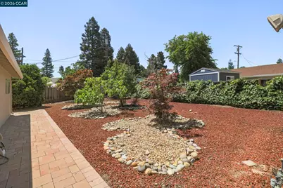 19 Mardock Ct, Pleasant Hill, CA 94523 - Photo 23