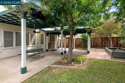 1615 Laurelbrook Dr, Tracy, CA 95377 - Photo 47