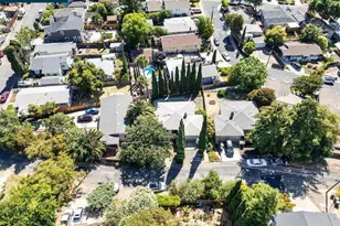 2210 Orange St, Martinez, CA 94553 - Photo 33
