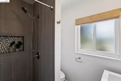 8427 Ney Ave, Oakland, CA 94605 - Photo 27