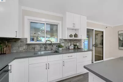 1771 Germaine Ct, Fairview, CA 94541 - Photo 33