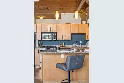 201 4th St #302, Oakland, CA 94607 - Photo 21